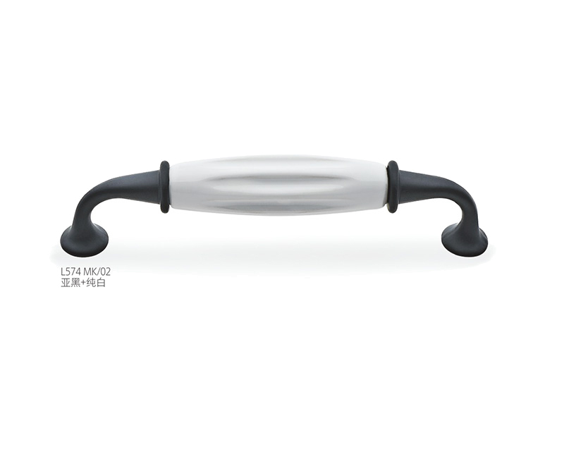 Ceramic Furniture Handle L574